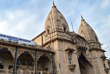 ફેસ રીડિંગ હાજરી સિસ્ટમ અને ફરજિયાત યુનિફોર્મ મુદ્દે વડોદરા કોર્પોરેશનના કર્મચારીઓમાં રોષ | VMC Work…