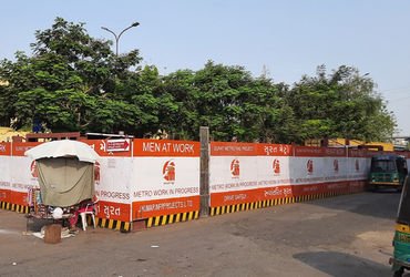 મેટ્રો-સિટકોને સુરત પાલિકાની કડક ચેતવણી : બિનજરૂરી બેરિકેડ હટાવો, તૂટેલા રસ્તા તાત્કાલિક રીપેર કરો |…