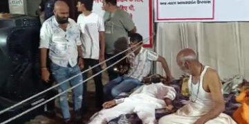 જેતપર ગામે ઉપવાસ આંદોલનમાં વધુ એક ખેડૂતની તબિયત લથડી | Another farmer’s health deteriorates during h…