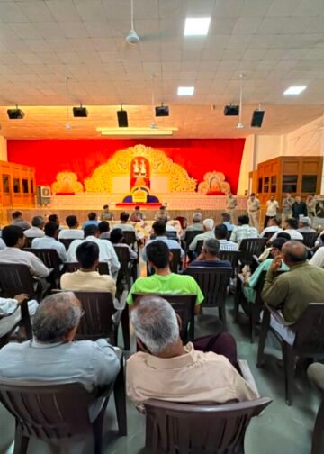બોટાદ જિલ્લા પોલીસ વડા ની ઉપસ્થિતિમાં ગઢડામા રથયાત્રા સમિતિ અને શાંતિ સમીતીની યોજાઈ મીટીંગ..