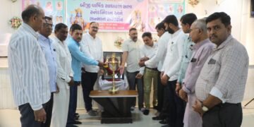 અમરેલી જિલ્લા આહીર કર્મયોગી મંડળનો ત્રિવિધ કાર્યક્રમ ત્રી મંદિર ખાતે યોજાયો