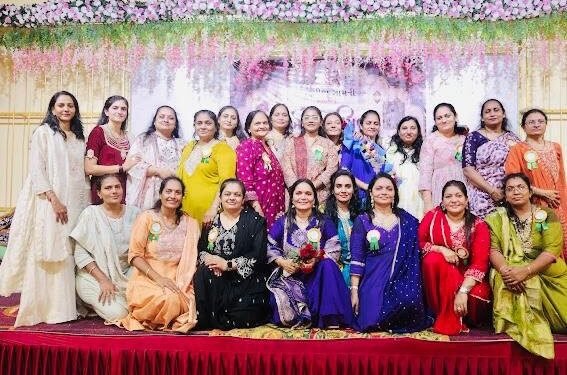 સરસીયા ગામ ની દીકરીઓનું પ્રથમ સ્નેહમિલન સુરત ખાતે યોજાયુ