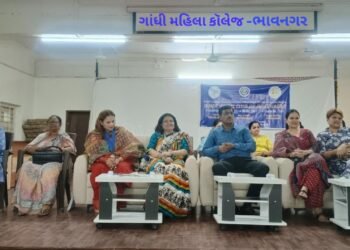 ઇનર વ્હીલ ક્લબ ભાવનગર તથા ગાંધી મહિલા કોલેજના સંયુક્ત ઉપક્રમે “સ્નેહીજન” વિષય પર માનસિક સ્વાસ્થ્ય સે…