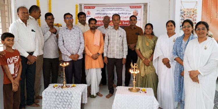 વલ્લભીપુરમાં બ્રહ્માકુમારીઝ દ્વારા સ્વૈચ્છિક રક્તદાન તથા નિઃશુલ્ક આરોગ્ય નિદાન કેમ્પ યોજાયો