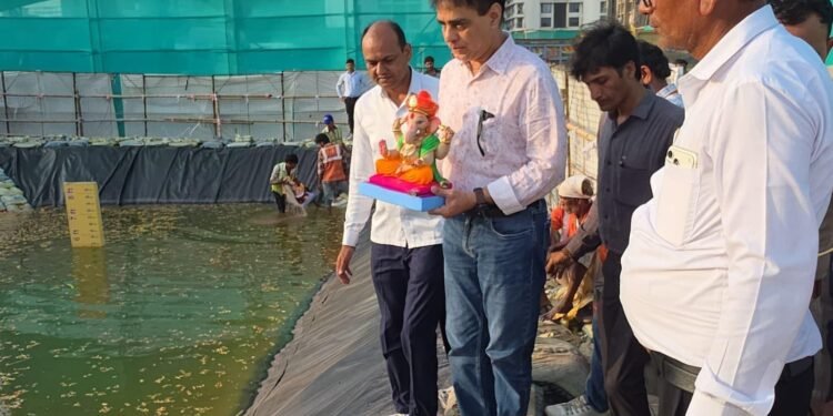 ગણપતિ બાપ્પાની કૃપાથી સૌના જીવનમાં સુખ, સમૃદ્ધિ અને નિરોગી જીવનનો આશીર્વાદ વરસે” – આરોગ્ય મંત્રી શ્ર…