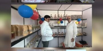 અમરેલી જિલ્લાના સાવરકુંડલા, ધારી અને લાઠી, બગસરા, બાબરા બસ સ્ટેશન ખાતે ગ્રામહાટનો પ્રારંભ